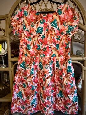 Run and Fly  Tropical Tiger Print Pink and Green Summer Dress